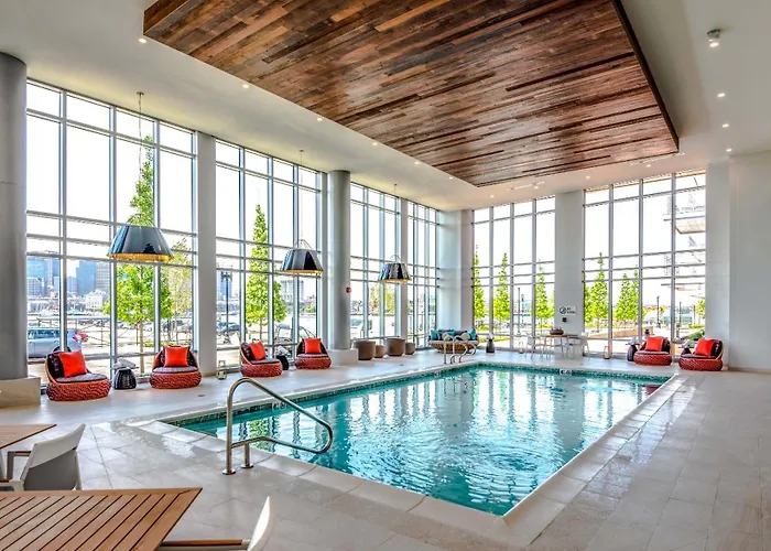 Global Luxury Suites East Boston