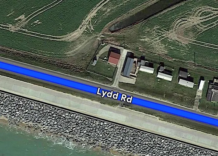 Pet Friendly hotel: Outback Cosy Cottage Jurys Gap