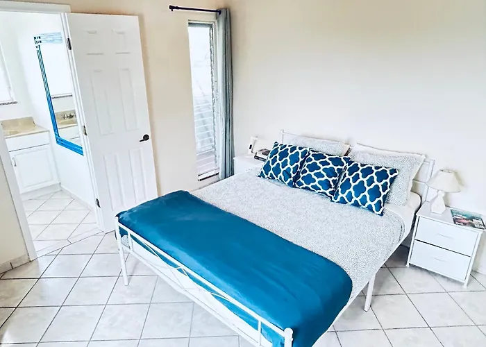 Blue Bird Villa - Turks & Caicos