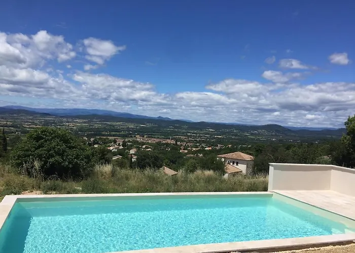 Villa à Barjac piscine chauffée et vue panoramique