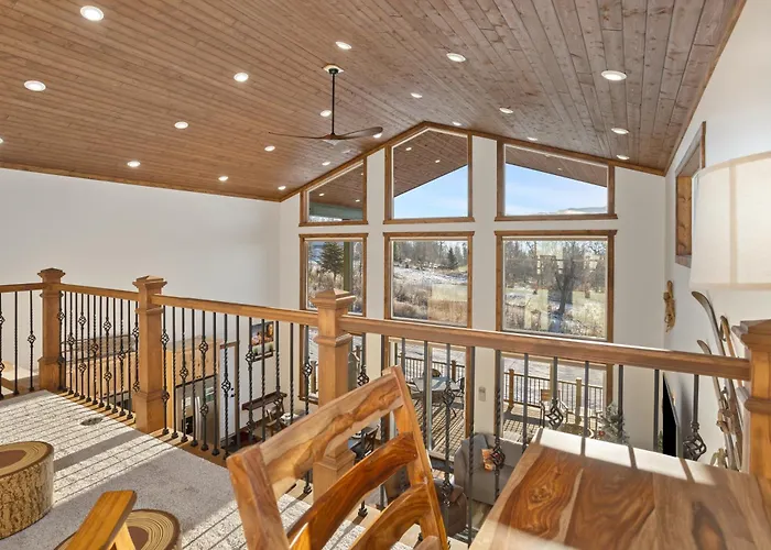 Lazy Mountain Guest House