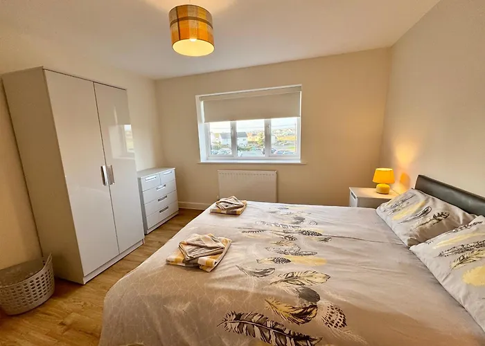 Gwel Y Tywyn - 2 Bed Apt-On The Beach-Trearddur