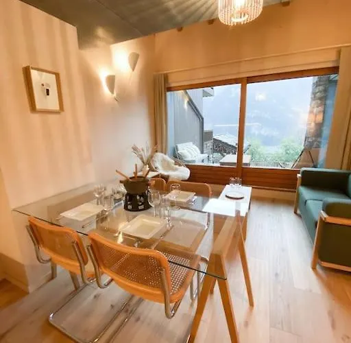 Chalet Mélèze skis aux pieds Alpes, Sainte-Foy station 1550