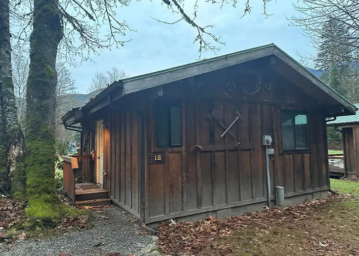 Glacier Peak Resort And Rv Park