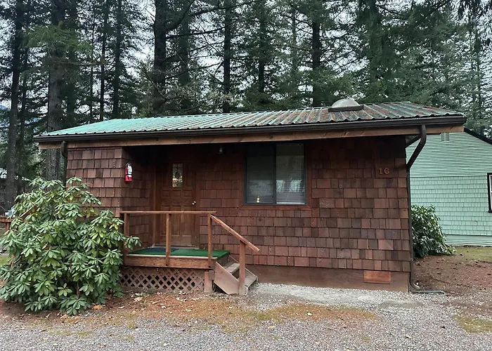 Glacier Peak Resort And Rv Park