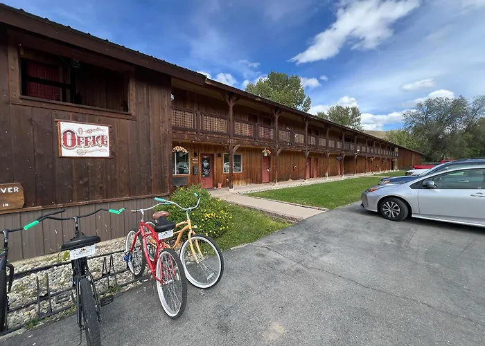 Methow River Lodge And Cabins