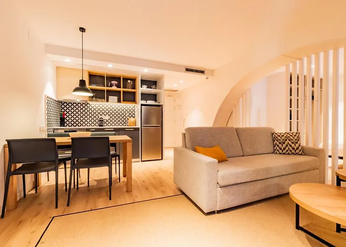 Port Plaza Apartments