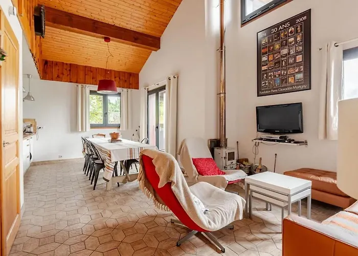 Chalet de 3 chambres a Peisey Nancroix a 500 m des pistes avec terrasse et wifi