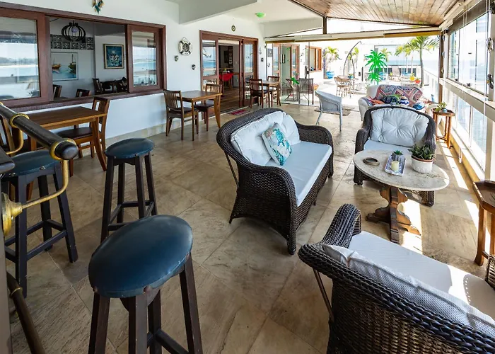 Hotel perto da faculdade: Marambaia Mar