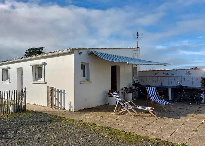 Holiday Home Charme De La Petite Bosse By Interhome