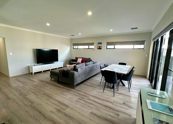Arlia - Busselton