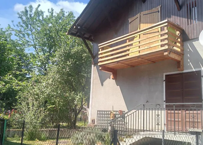 Studio confortable à Taninges, 25 m² avec vue sur jardin