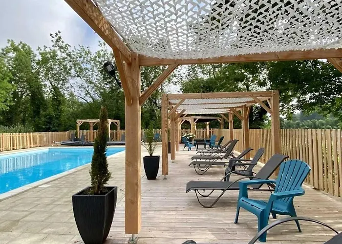 ZEcamping 4 étoiles familial avec pataugeoire et jacuzzi