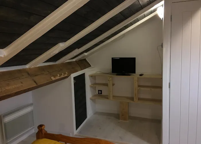 Mejane 23- 3Eme Etage