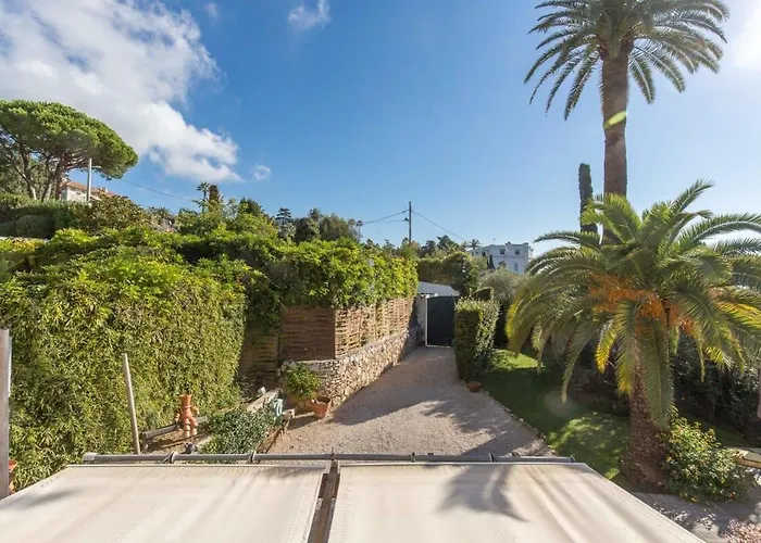 B024 - Magnifique Villa - Piscine - Cannes Centre