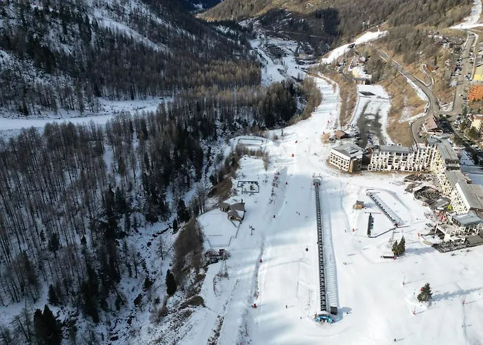 T2 de 31 m2 entièrement rénové à Isola 2000
