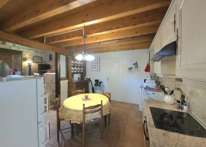 Maison de charme à Brantôme, animaux admis, parking inclus - FR-1-616-461