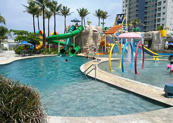 Hotel com parque aquático: Salinas Premium Resort