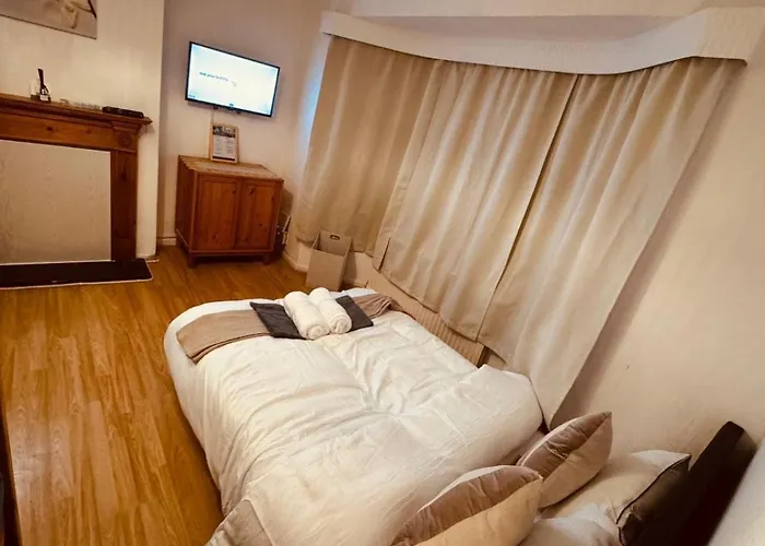 Ever United Guest House