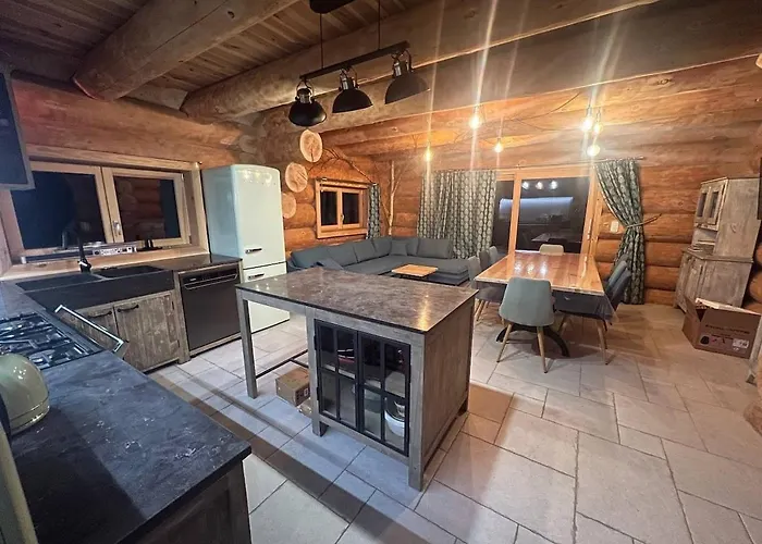 Wood Log Chalet