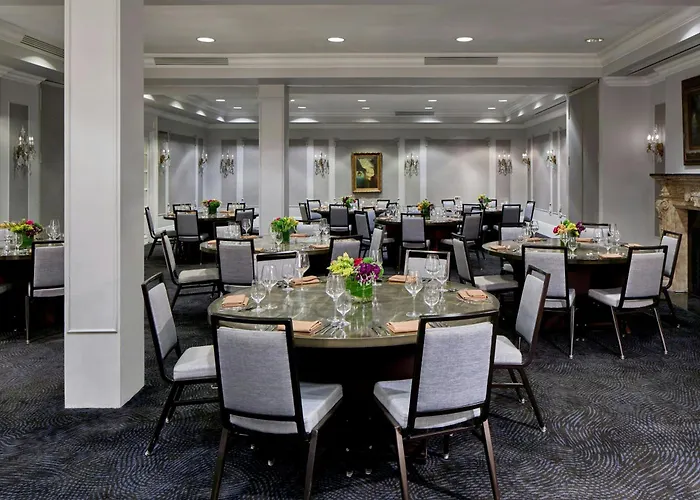 Le Pavillon, New Orleans, A Tribute Portfolio