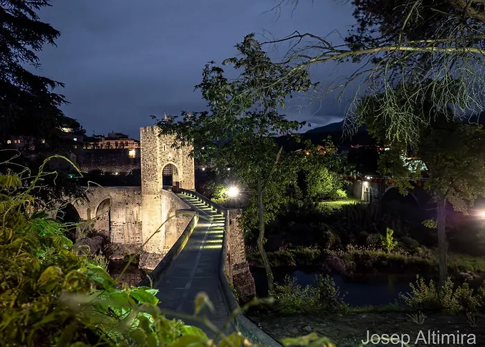 Els Jardins De La Martana