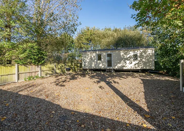 The Pollywiggle, Waxham, Nr Sea Palling, Dog Friendly, Private Path To The Beach