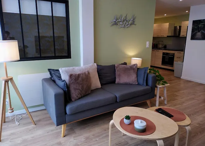 KALEE Appartement T3 Terrasse avec petit jardin