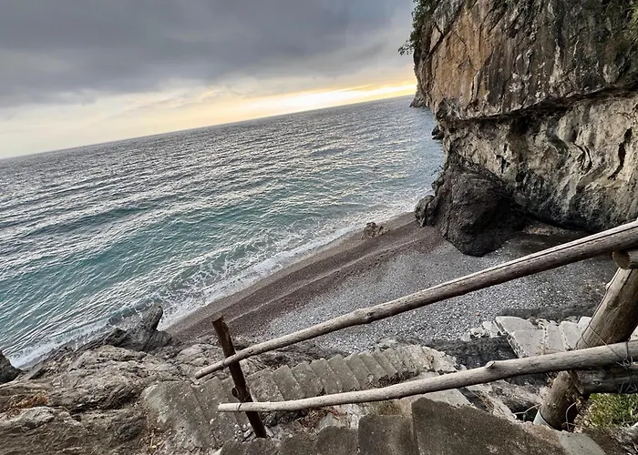 Villa Amare With Beach And Breathtaking Views