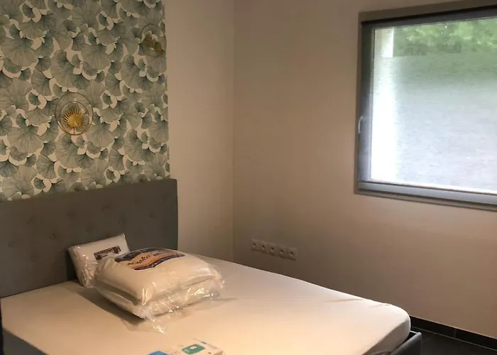 Belle Appartement avec jardin clos à 10 minutes de la plage