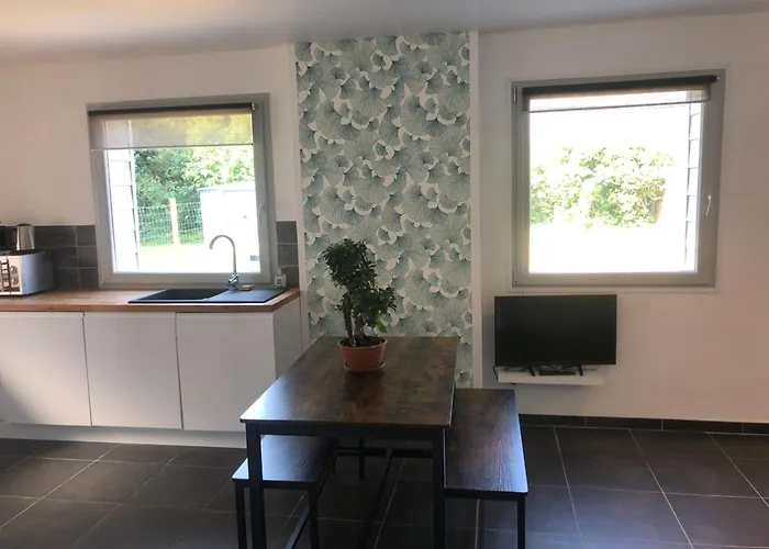 Belle Appartement avec jardin clos à 10 minutes de la plage