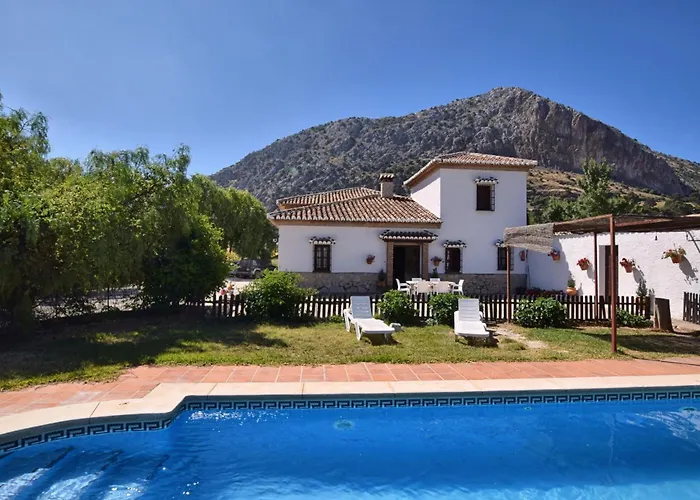 Cortijo Los Alazores, Authentic Cortijo With Private Pool