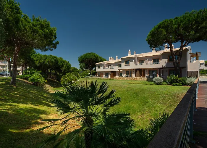 Hotel com vista: Grande Real Santa Eulalia Resort & Hotel Spa