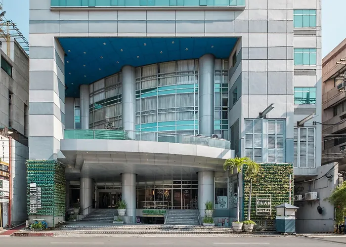 Greenhills Elan Modern - Newly Renovated
