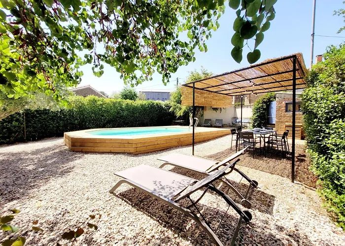 Village House In La Caunette With Pool