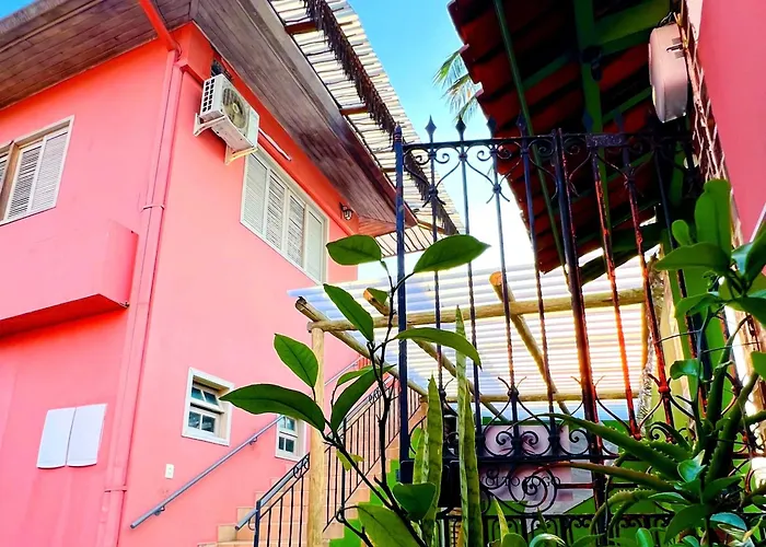  Pousada Casa Rosada Ilhabela