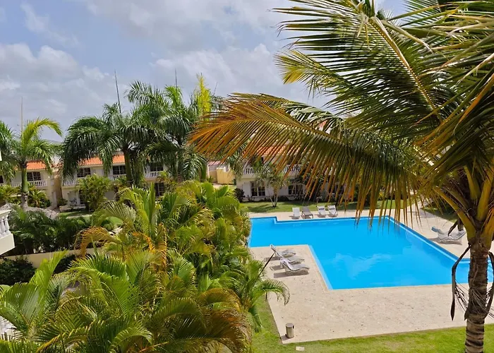 Residencial Las Palmeras De Willy Boca Chica