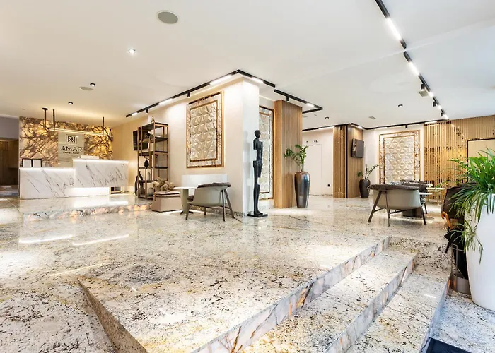 Amar Design Hotel By Hmg
