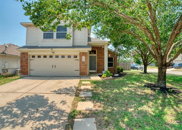 Near Kalahari, Cowboy Pool, Arcade, King Beds, Grill , Large Patio, Firepit