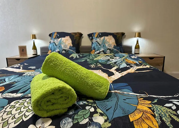 Tain Centre -T3- Wine Themed Apartment