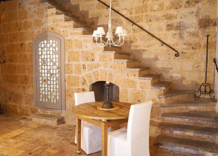 Case di Civita