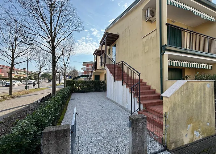 Hotel Aqua Park Resort Village Exclusive - The Family Rooms - Continental Breakfast - One Day In Our Water Park - One Day Motorboat Trip To Explore The Caorle Lagoon - Parking Inside