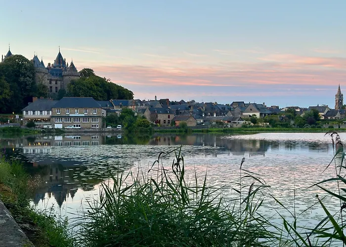LE COTTAGE Gîte de charme au pied du Château