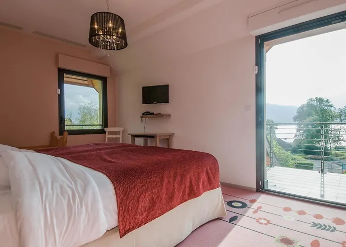 Le Comptoir de Sebastien - La Plage et Le Port - 2 duplex - 100m de la plage de Talloires