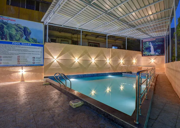 Hotel with Tennis: Hotel Padmavati Palace, Mahabaleshwar