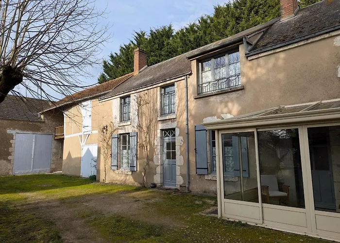 Gîte calme près de Meung-sur-Loire avec jardin et terrasse - FR-1-590-537