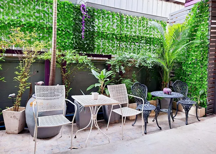 Airport Hotel: Lilac Relax-Residence