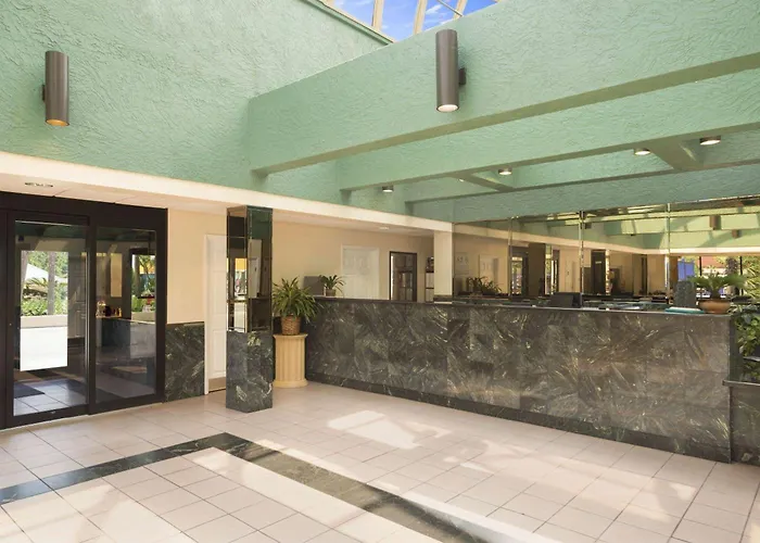 Days Inn By Wyndham Panama City Beach Beachfront Resort