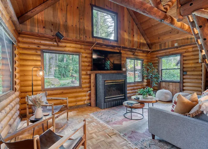 Mt Hood Log Cabin! Fresh Remodel With Airstream 1