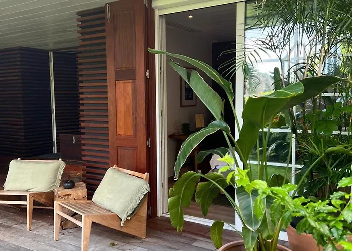 Tourterelle Garden Room